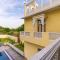 StayVistas Panna Garh - Rajsamand - Private Pool with Bar & Indoor-Outdoor Activities