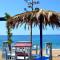 Studios Sol y mar avec Piscine