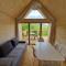 GoLife Center Glamping - 雷兹夫图新