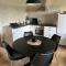 Bjarkarholt Guesthouse