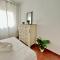 APARTAMENTO VERA, Apartamento de 2 dormitorios con balcón en el centro de Antequera