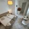 Valente Rooms Kythira