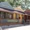 Acorn Hideaways Canton Charming Pioneer Suite 1890's General Store - Кантон