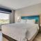 Holiday Inn Express & Suites Destin - Miramar Beach by IHG
