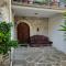 Traditional House Shapllo