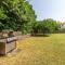 2 Bedroom Gorgeous Apartment In Pobri