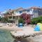 Apartments and rooms with parking space Mandre, Pag - 6309
