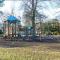 Short Walk to JSU Stadium, Hospitals, and Bars in Fondren