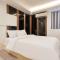 Show Hotel