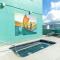 Modern Pacific Monarch 1-Bedroom