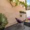 Santo Stefano Apartment with private Garden