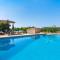Apartamento Rural con piscina Finca Can Petit
