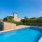 Apartamento Rural con piscina Finca Can Petit