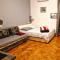 Central Jardin Guest House Split