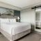 Hotel Alba Tampa, Tapestry Collection By Hilton