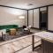 DoubleTree by Hilton Newark Penn Station, NJ