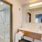 Hampton Inn & Suites Portland West