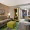 Home2 Suites By Hilton Taylor Detroit