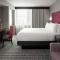 The Axis Moline Hotel, Tapestry Collection By Hilton