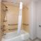Hampton Inn Kansas City Northeast