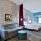 Home2 Suites By Hilton Savannah Midtown, Ga