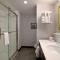 Hampton Inn & Suites Ottawa West, Ontario, Canada