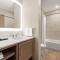 Embassy Suites by Hilton Round Rock - 圆石城