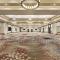 Embassy Suites by Hilton Round Rock - 圆石城