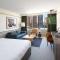 The Westley Calgary Downtown, Tapestry Collection By Hilton
