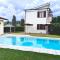 Villa Anna with pool and lift
