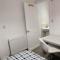 White House Ensuite double bedroom