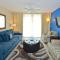 Sunrise Suites Big Kahuna Suite #202