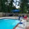 Train Depot - 3 BR Home with Pool, Sand Volleyball & Pool Table - مونتغومري
