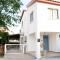 Ocean Blue House 17