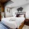Gondola Vista Luxury Villas by Ski Heavenly & Beaches
