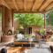 1121 E Alameda St