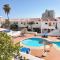 Apartamento Lucía Garden City con piscina climatizada