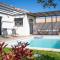 Inviting villa in Sainte Valiere with private pool - Sainte-Valière
