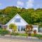 Tara, Spacious Family Home, Wonderful Sea Views - Ventnor