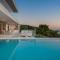 Amazing Seafront Croatian Villa - 5 Bedrooms - Villa White Pearl - Phenomenal Sea Views & Private Infinity Pool - Primosten - 普利莫顿