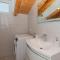 Stunning Home In Siritovci With Wifi - Širitovci