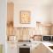Luxury hideaway holiday unit in CBD