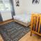 Kuća za odmor BARBARELLA - prostrani 2BR apartman, parking & WiFi
