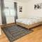 Kuća za odmor BARBARELLA - prostrani 2BR apartman, parking & WiFi