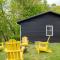 Campfire Cottage Fireplace, fire pit & no chores!