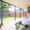 Stones Throw To Shelly Beach, Pet Friendly!