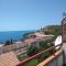 This apartment has a terrace and sea views.