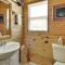 Walleye Cabin on Mille Lacs Lake Boat and Fish! - Garrison