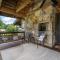 Rustic Cabin, Dock, Firepit, Kayaks & Games - Winchester