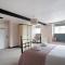 Redesdale View, High Street with Private Garden - Moreton-in-Marsh